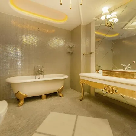 Golden Pearl Boutique By Ferro * Bursa